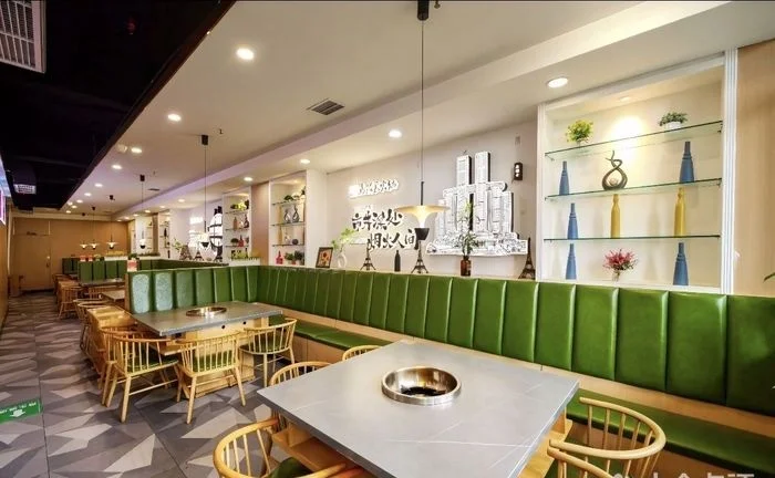 Restaurant dining room