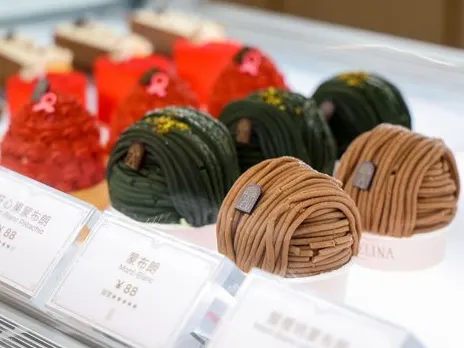 Mont-Blanc dans la vitrine d’Angelina à Jiefangbei.