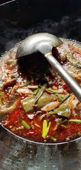 Yellow catfish with peppers and spring onion at Gongtan Ranyu Fish Restaurant